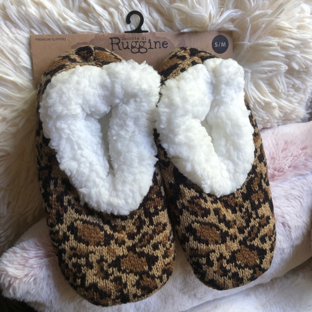 ✨New Animal print slippers✨
